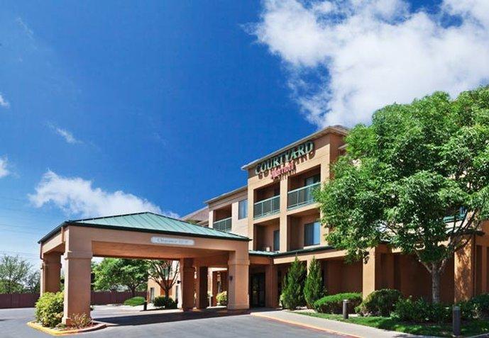 Courtyard Lubbock Hotel Exterior photo